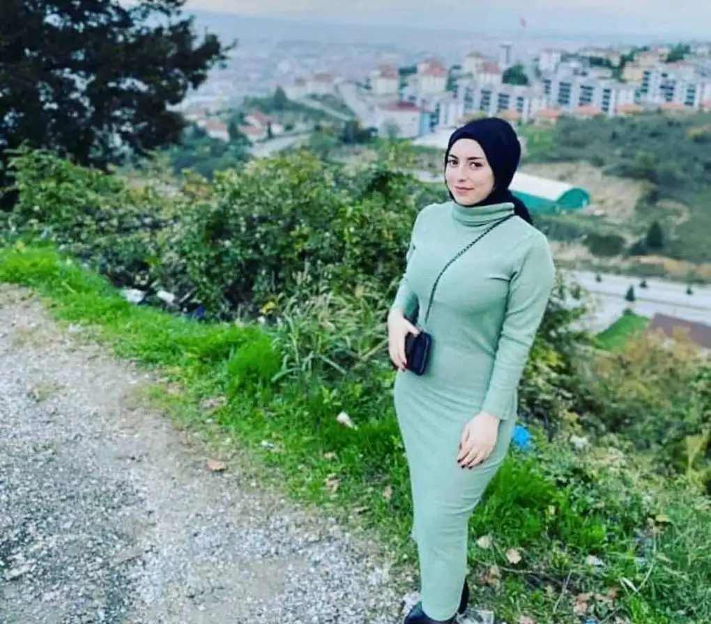 Balıkesir turbanli Escort Serap
