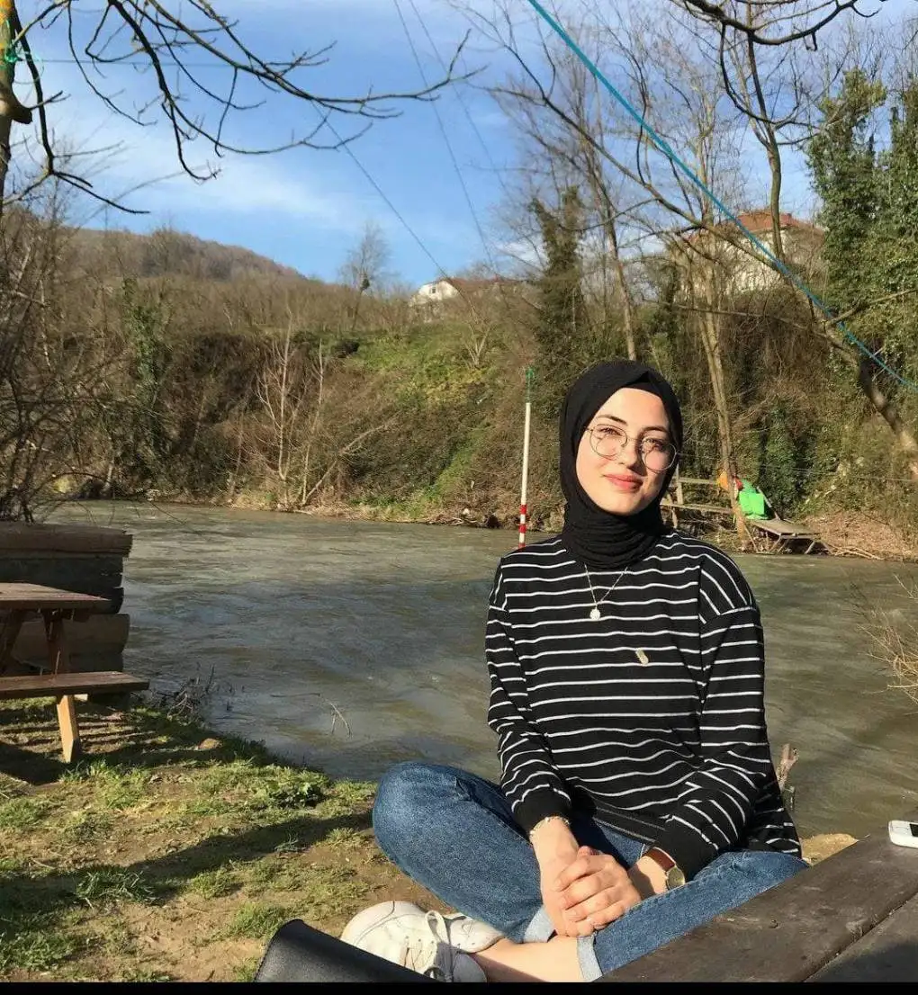 Kayseri turbanli Escort Arzu