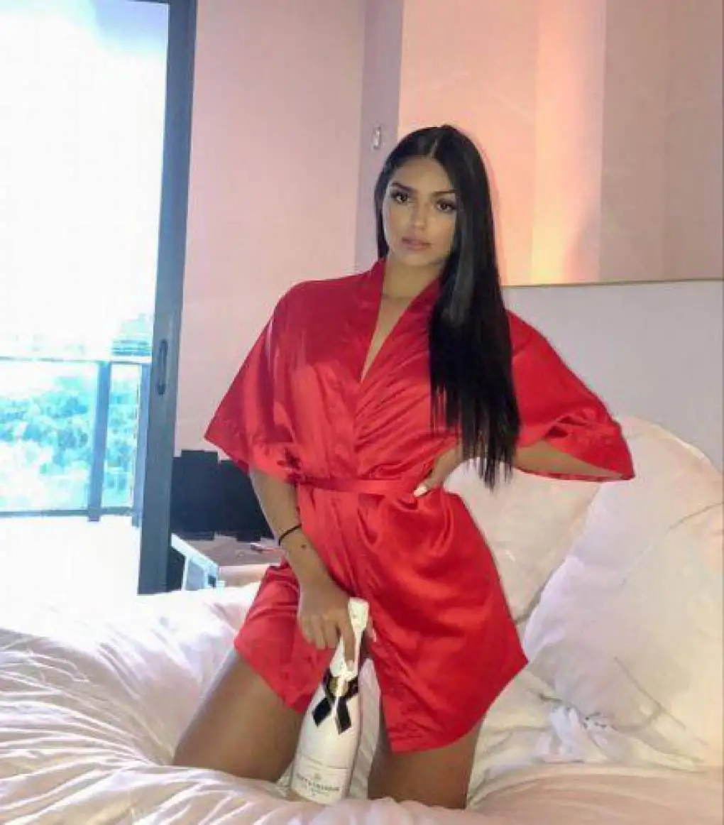 Antalya elden-odeme Escort Bella